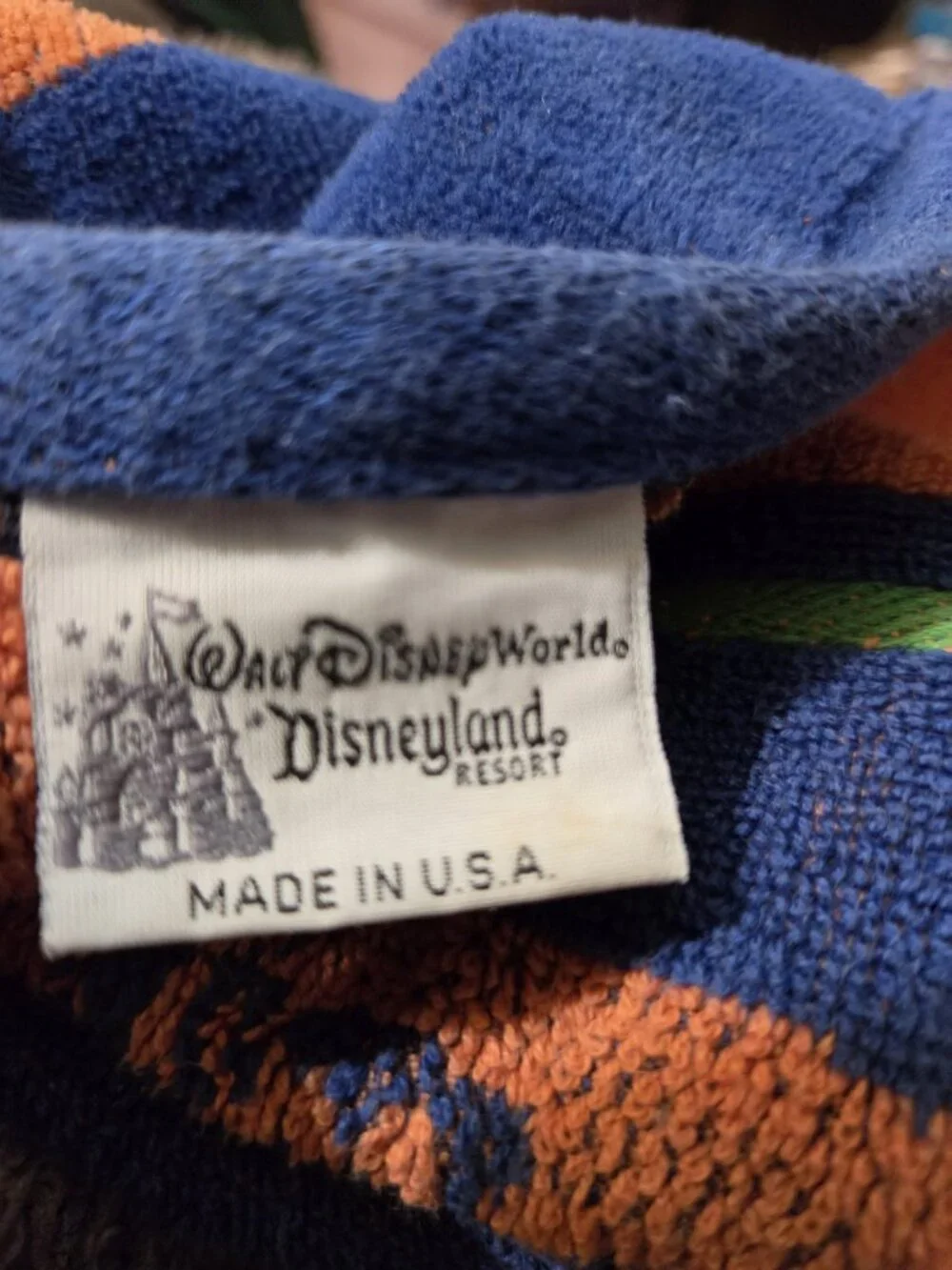 Walt Disney World Goofy Golf Towel Grommet Disneyland Made in USA